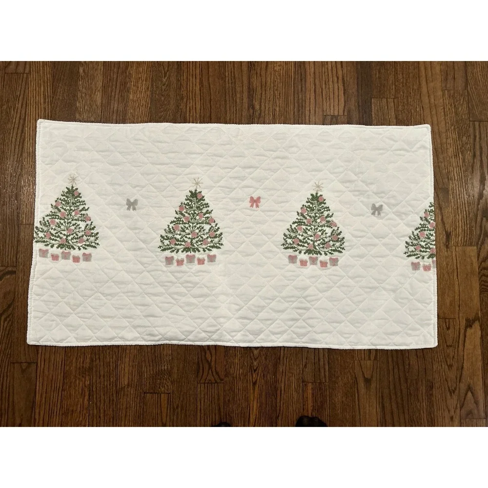 Rare Set of 2 Present Living Home King Shams Christmas Tree Embroidered Holiday